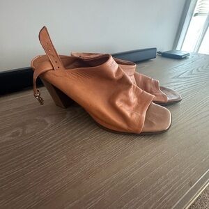Leather Women's Tan Heeled Sandals